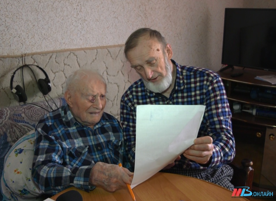 В Волгограде на выборах президента проголосовал 108-летний Фёдор Иванович Пелих